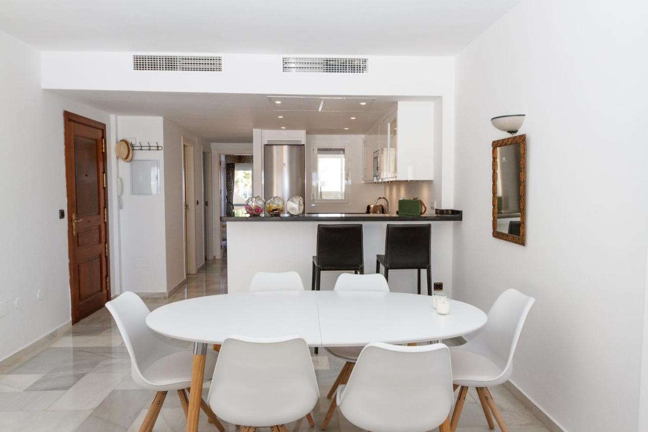 Puerto Marina Apartment เบนัลมาเดนา ภายนอก รูปภาพ