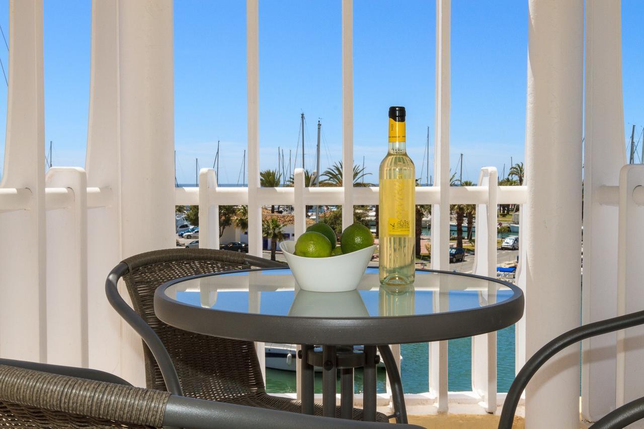 Puerto Marina Apartment เบนัลมาเดนา ภายนอก รูปภาพ