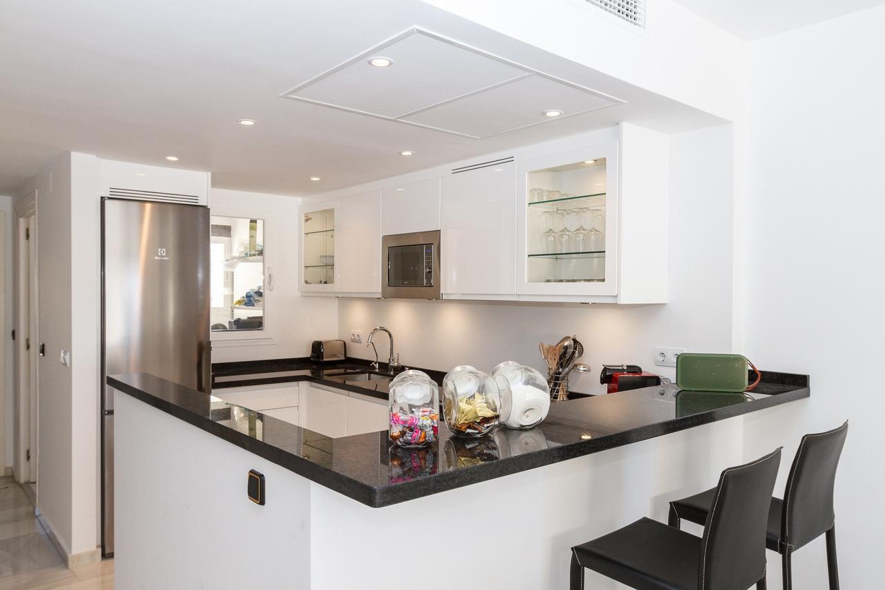 Puerto Marina Apartment เบนัลมาเดนา ภายนอก รูปภาพ