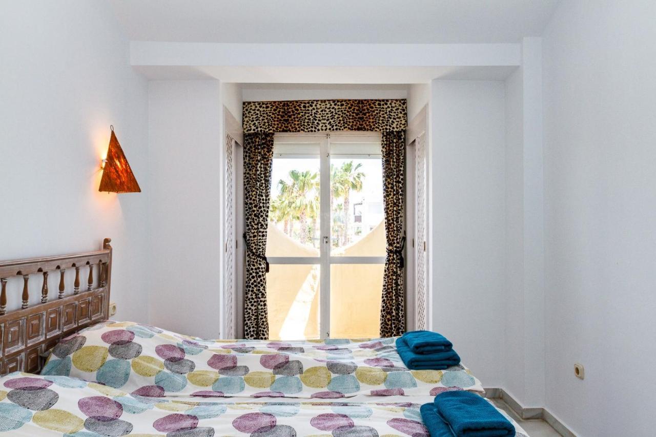 Puerto Marina Apartment เบนัลมาเดนา ภายนอก รูปภาพ