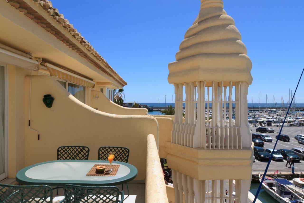 Puerto Marina Apartment เบนัลมาเดนา ภายนอก รูปภาพ